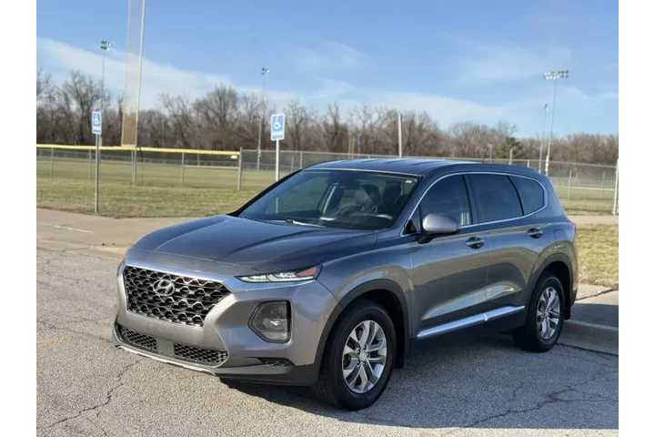 $11999 : 2019 Santa Fe SE 2.4L image 4