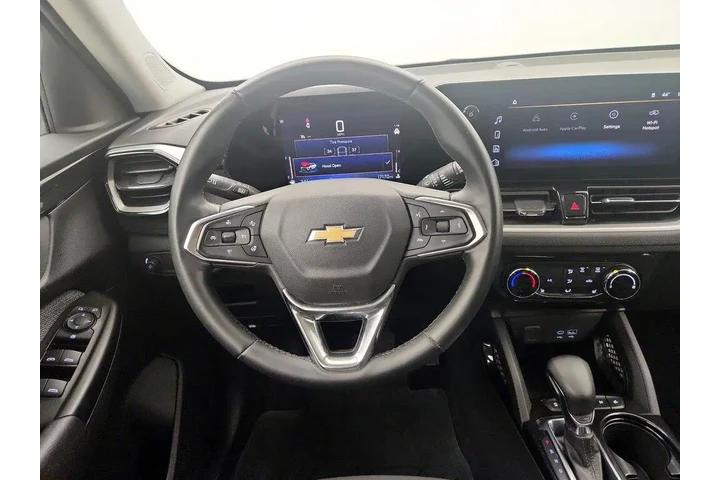 $23998 : Chevrolet Trailblazer 2024 L image 10