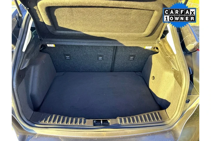 $10000 : Ford Focus 2017 SE 4dr Hatch image 8