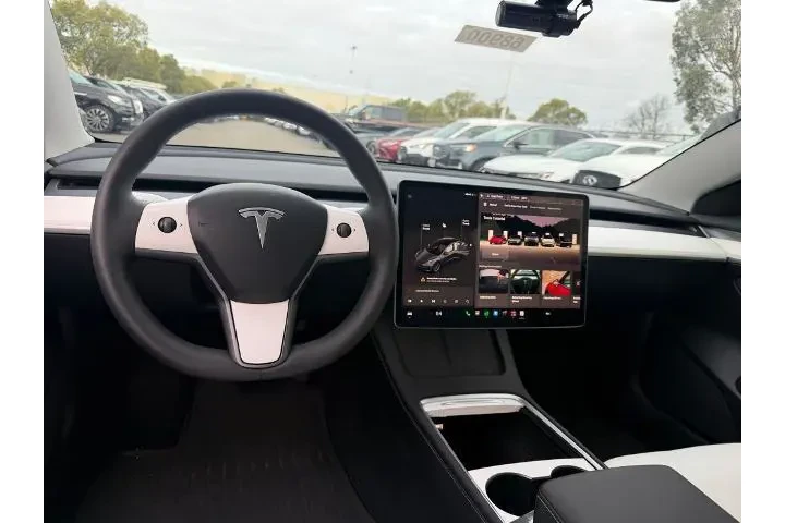 $22600 : Tesla Model 3 2023 4dr Sedan image 5