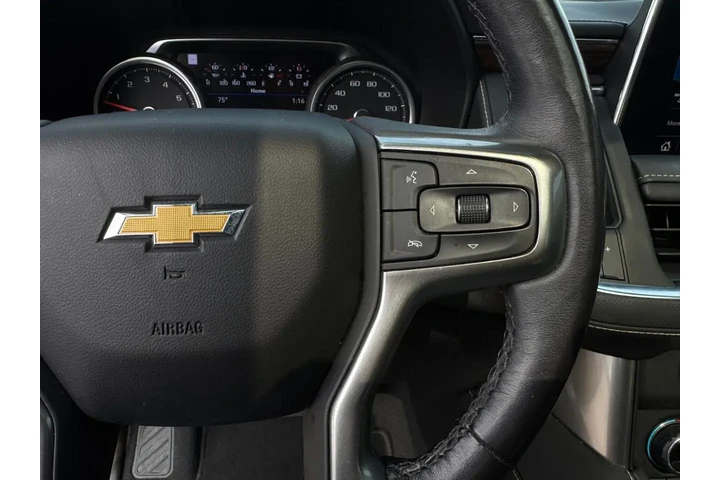 2021 Tahoe Premier image 9