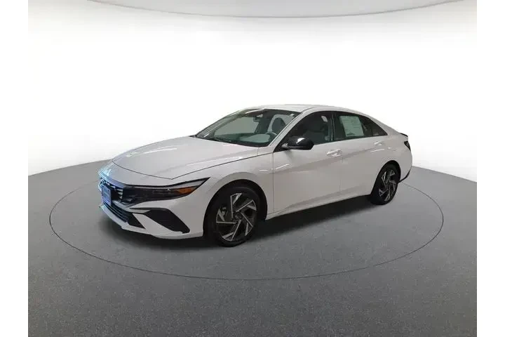$20700 : Hyundai ELANTRA 2025 SEL Spo image 2