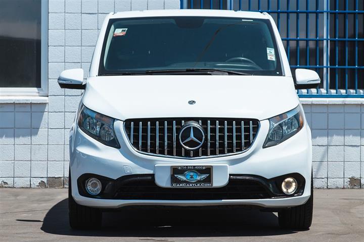 2017 Metris Cargo Van Standar image 4