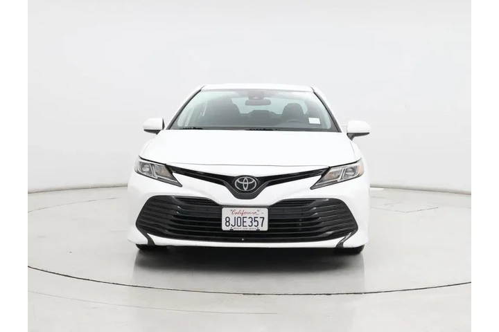 $19998 : Toyota Camry 2019 LE 4dr Sed image 5