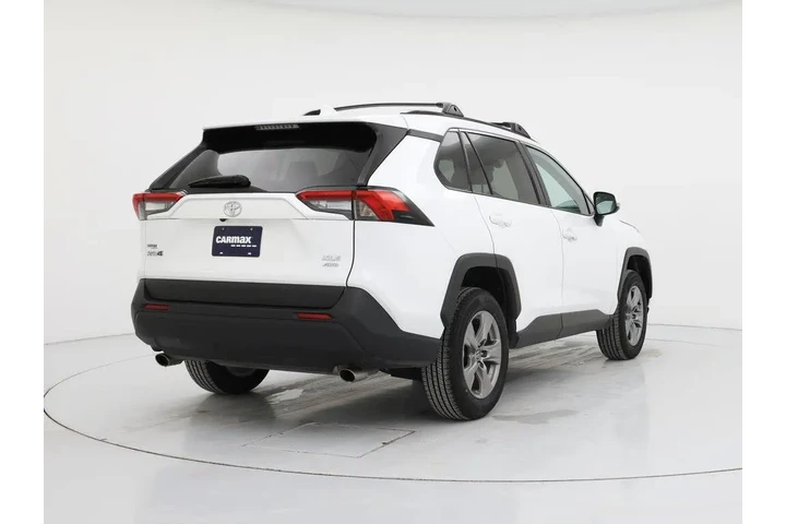 $32998 : Toyota RAV4 2024 AWD XLE 4dr image 8