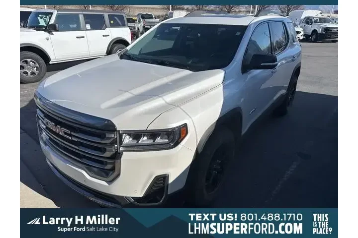 $31450 : GMC Acadia 2023 4x4 AT4 4dr image 1