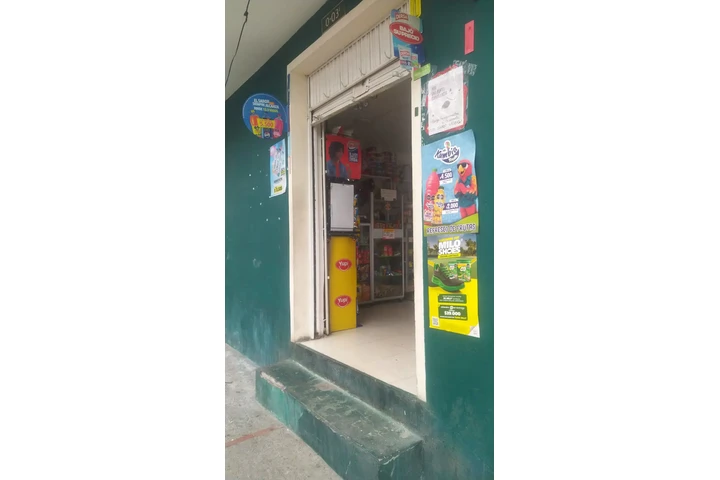 $30000000 : Venta de supermercado y fruver image 10