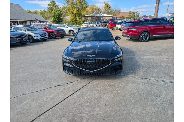 $27995 : 2022 Genesis G70 image 2