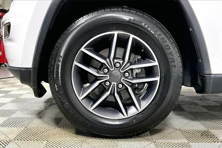 $21741 : Jeep Grand Cherokee 2019 4x2 image 8