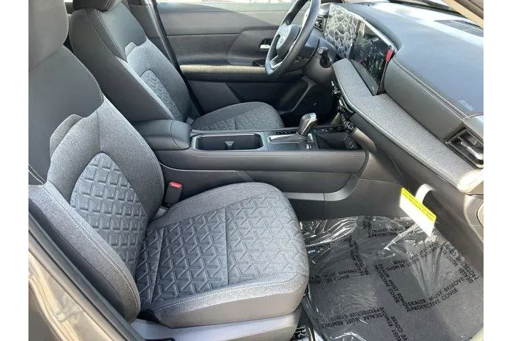 $26195 : Nissan Kicks 2026 SV 4dr Cro image 9