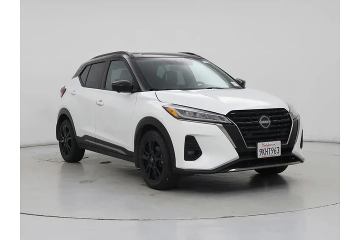 $19998 : Nissan Kicks 2023 SR 4dr Cro image 1