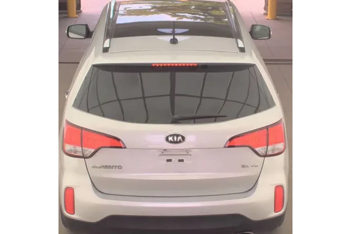 2015 Sorento EX image 7