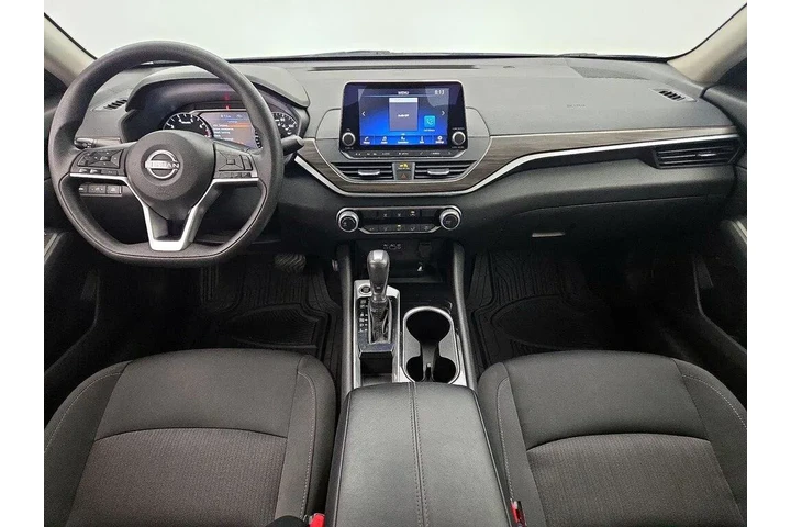 $17998 : Nissan Altima 2024 2.5 SV 4d image 9