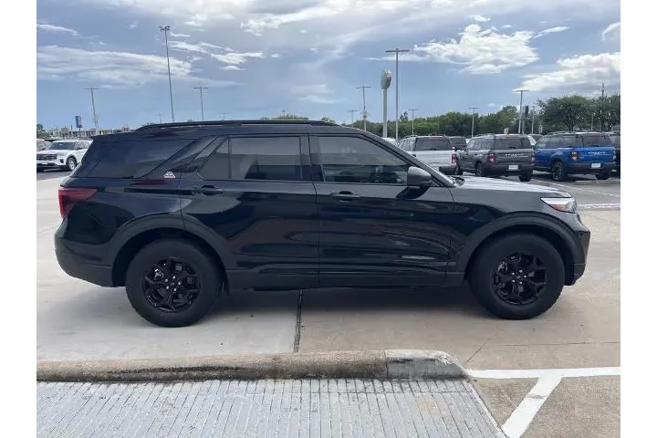 $39386 : Ford Explorer 2023 AWD Timbe image 4