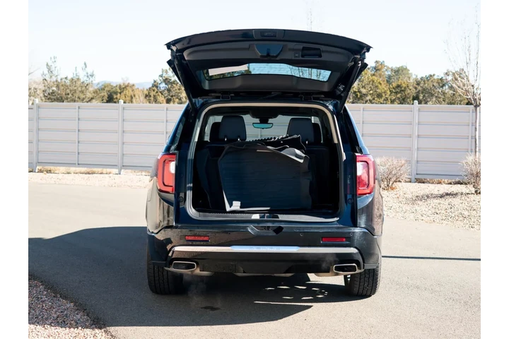 $37444 : 2023 Acadia Denali image 6