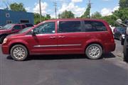 2013 Town and Country Touring en Lexington