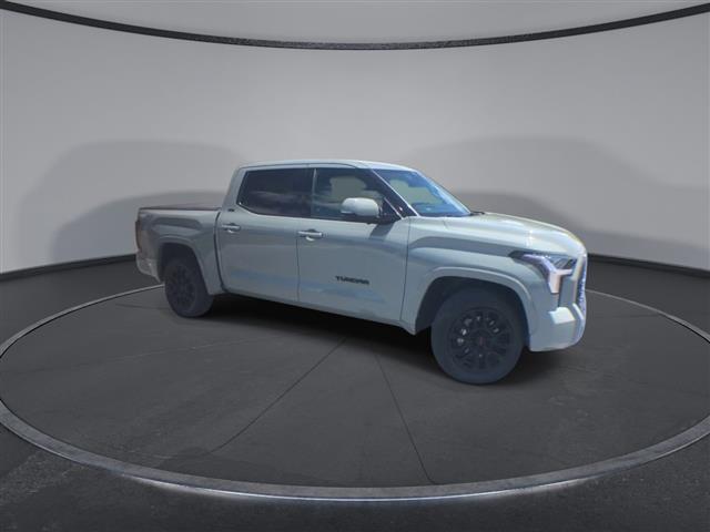 $46900 : PRE-OWNED 2022 TOYOTA TUNDRA image 2