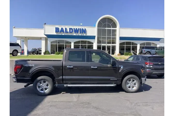 $39950 : Ford F-150 2024 4x4 XLT 4dr image 8