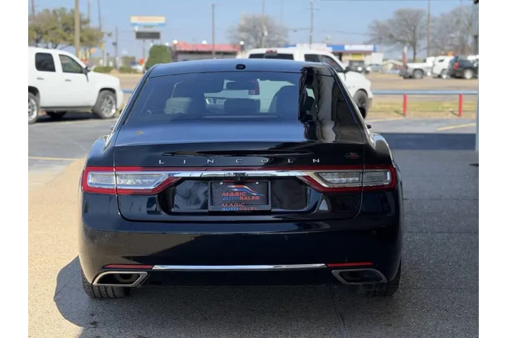 $15999 : 2017 Continental Select image 8