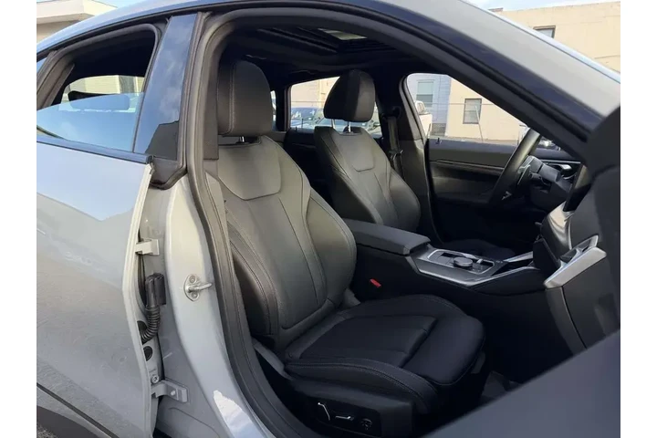 $39927 : BMW 4 Series 2025 AWD 430i x image 9