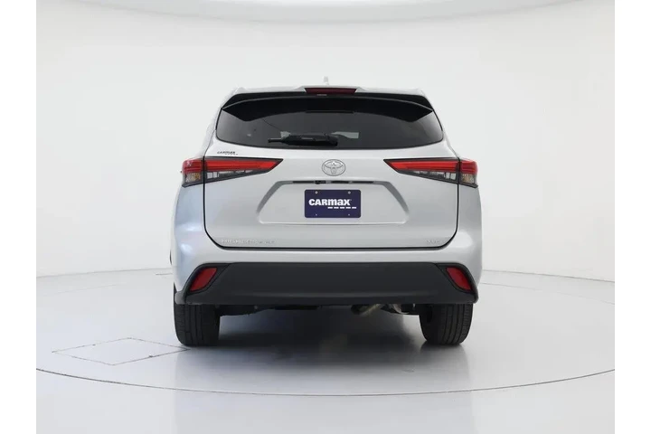 $37998 : Toyota Highlander 2023 XLE 4 image 6