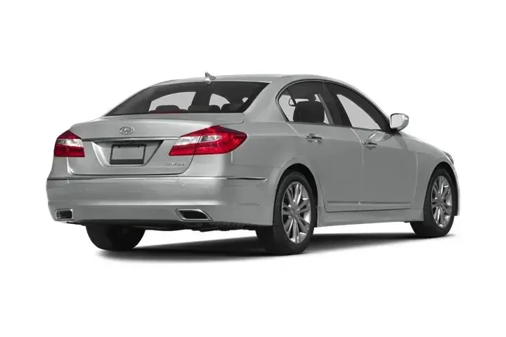 $12765 : Hyundai Genesis 2013 5.0L R- image 3