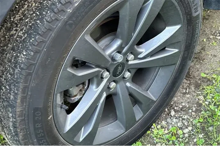 $30744 : Ford Explorer 2022 AWD XLT 4 image 8