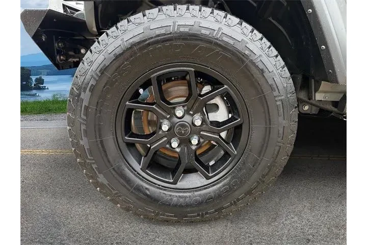 $28900 : Jeep Wrangler Unlimited 2021 image 9