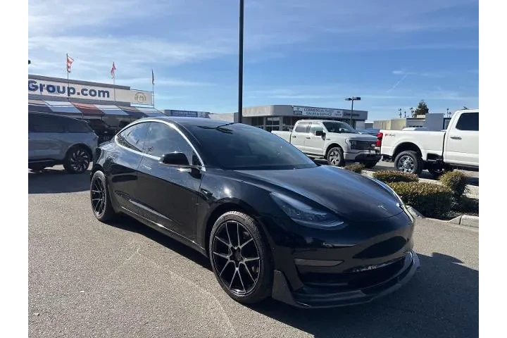 $18950 : Tesla Model 3 2018 Long Rang image 2