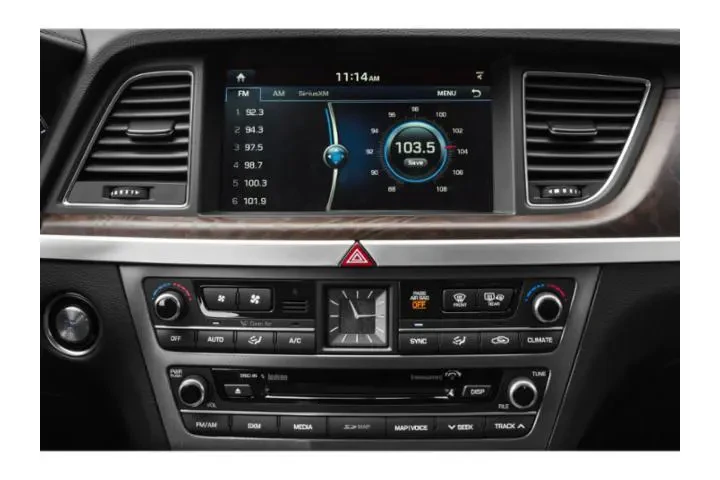 $15970 : Hyundai Genesis 2015 3.8L 4d image 10