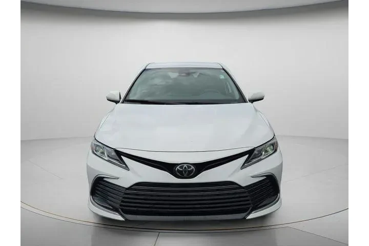 $22691 : Toyota Camry 2022 LE 4dr Sed image 4