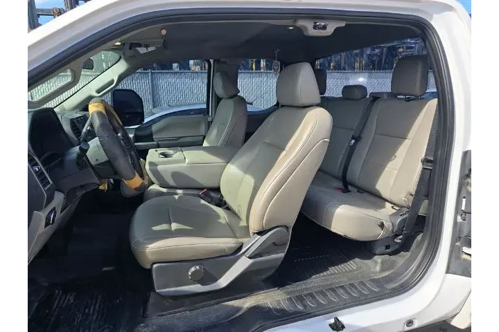 $26200 : Ford F-350 Super Duty 2021 4 image 8