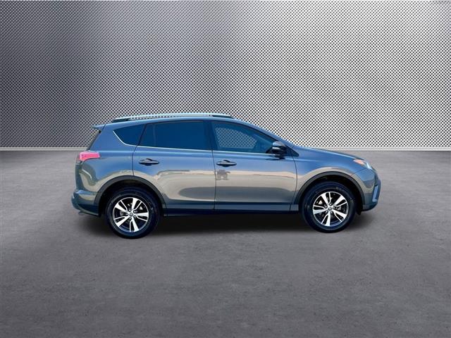 $22397 : 2018 RAV4 XLE image 9