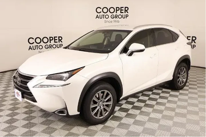 $14528 : Lexus NX 200t 2017 4dr Cross image 9