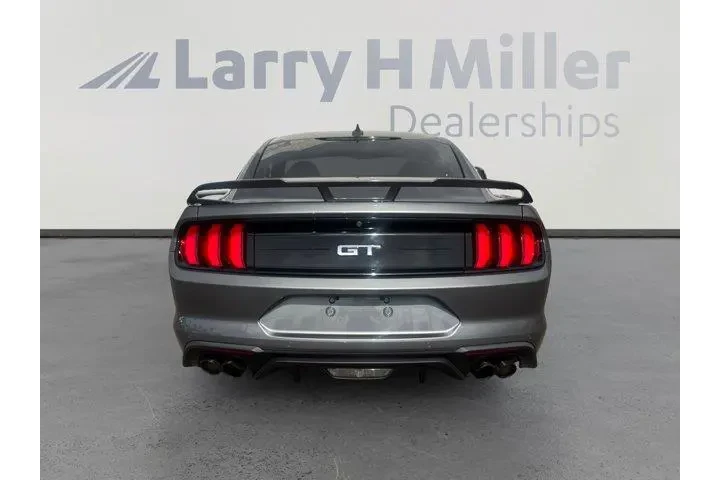 Ford Mustang 2021 GT 2dr Fas image 4