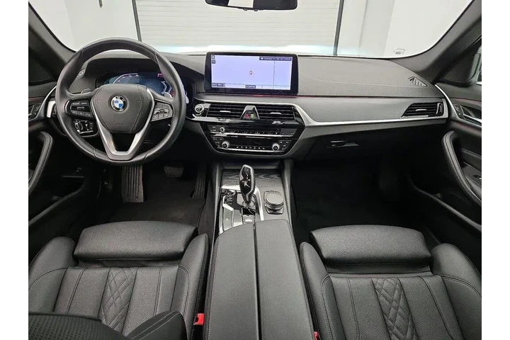 $32998 : BMW 5 Series 2023 530i 4dr S image 9