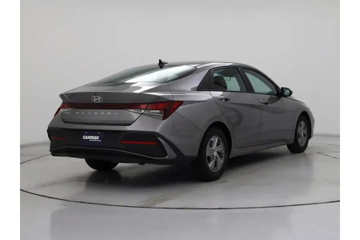 $16998 : Hyundai ELANTRA 2024 SE 4dr image 8