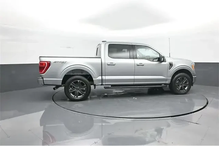 $39990 : Ford F-150 2023 4x4 XLT 4dr image 8