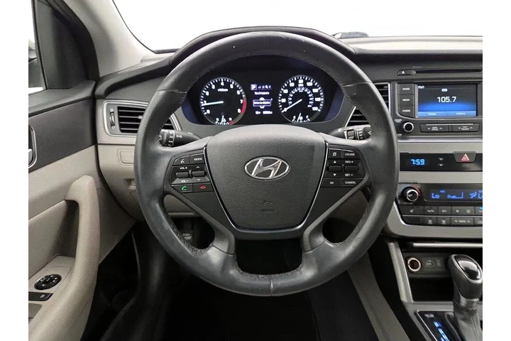 $11998 : Hyundai SONATA 2015 Sport 4d image 10