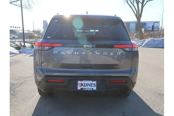 $30277 : Nissan Pathfinder 2025 AWD S image 8