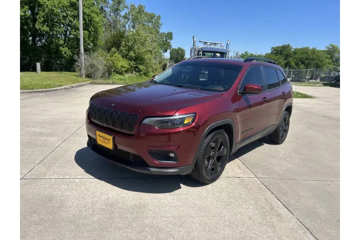 $8900 : 2020 Cherokee Latitude Plus image 3