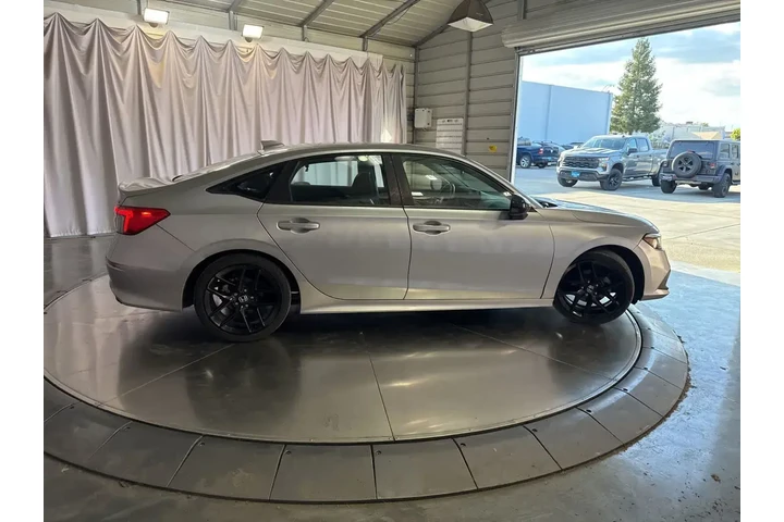 $24084 : Honda Civic 2023 Sport 4dr S image 2