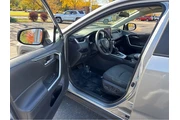$32498 : Gold Certified2024 RAV4 Hybri thumbnail