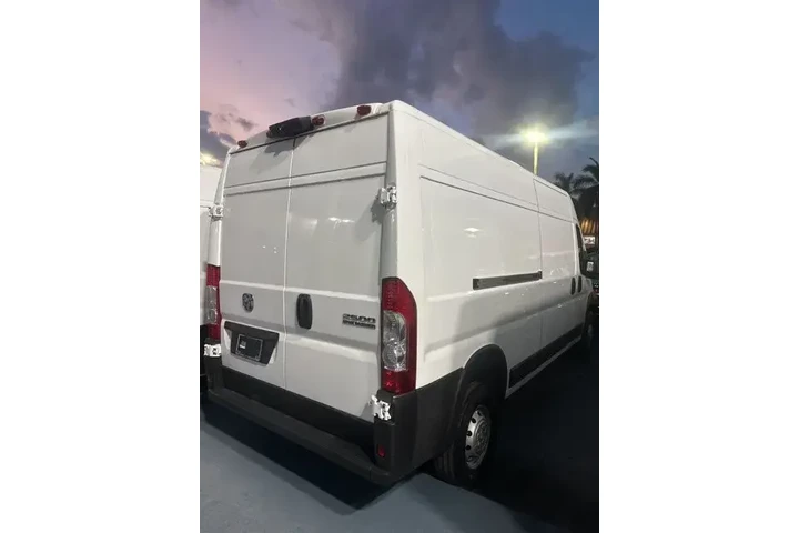 $29990 : Ram ProMaster 2023 2500 159 image 4
