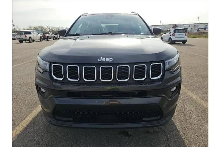 $20123 : Jeep Compass 2024 4x4 Latitu image 2