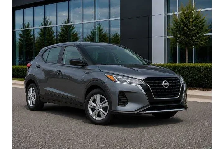 $18189 : Nissan Kicks 2024 S 4dr Cros image 4
