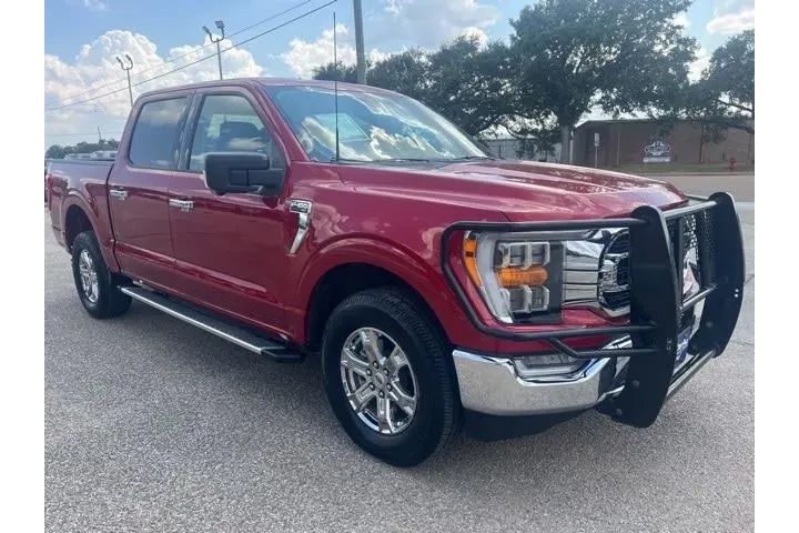 $35504 : Ford F-150 2022 4x4 XLT 4dr image 4