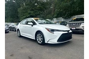 2024 Corolla LE en Elizabeth