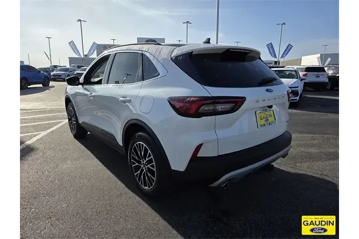 $33177 : Ford Escape Plug-In Hybrid 2 image 5
