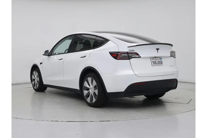 $32998 : Tesla Model Y 2023 AWD Long image 2